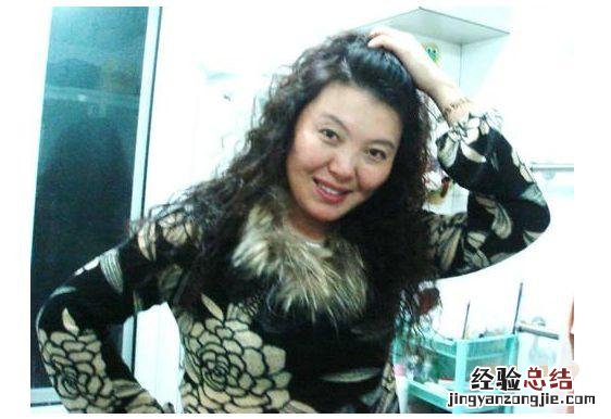 卷发棒的使用方法步骤图解 怎么样使用卷发棒卷头发
