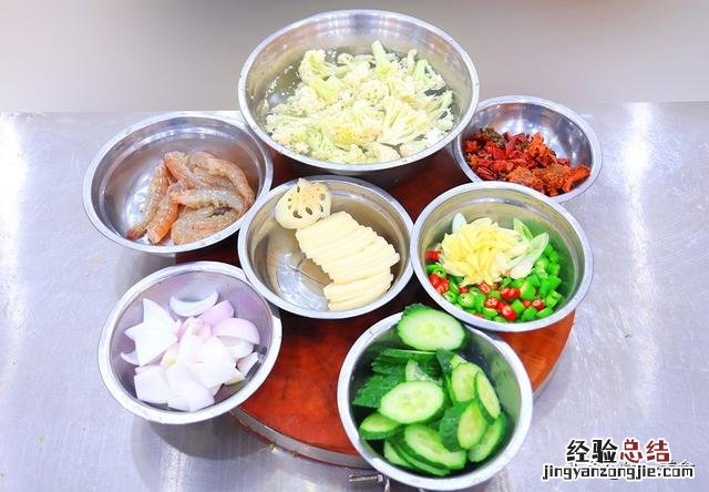 这才是干锅虾的正确做法 干虾怎么吃好吃又营养