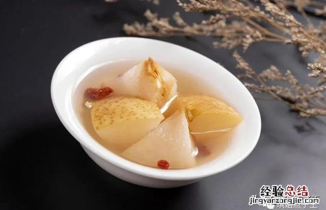 喉咙痛冰糖炖雪梨的方法 冰糖炖梨怎么做