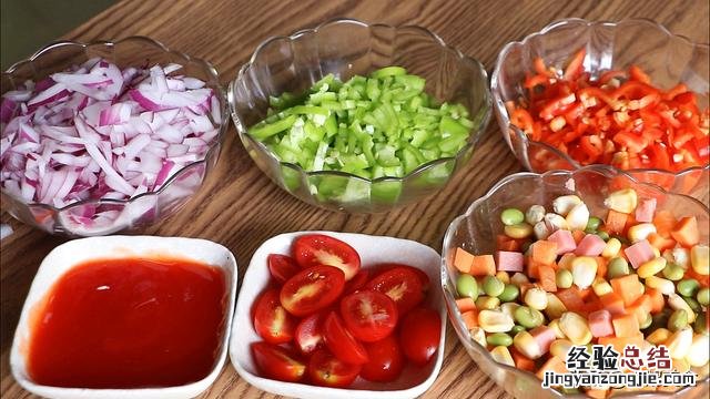 自己在家用电饼铛做披萨的方法 电饼铛最简单的披萨做法