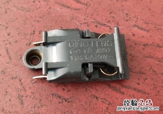 电热水壶水没烧开就断电维修方法 电热水壶温控开关图解
