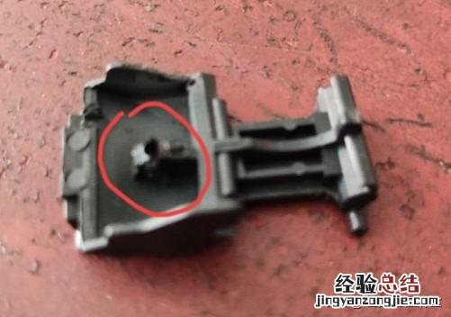 电热水壶水没烧开就断电维修方法 电热水壶温控开关图解