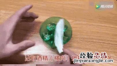 风扇脏了难清理教你一招不用拆 电风扇怎么清洗方便