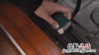 风扇脏了难清理教你一招不用拆 电风扇怎么清洗方便