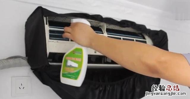 教你一招清洗空调的方法和技巧 怎样清洗空调室内挂机