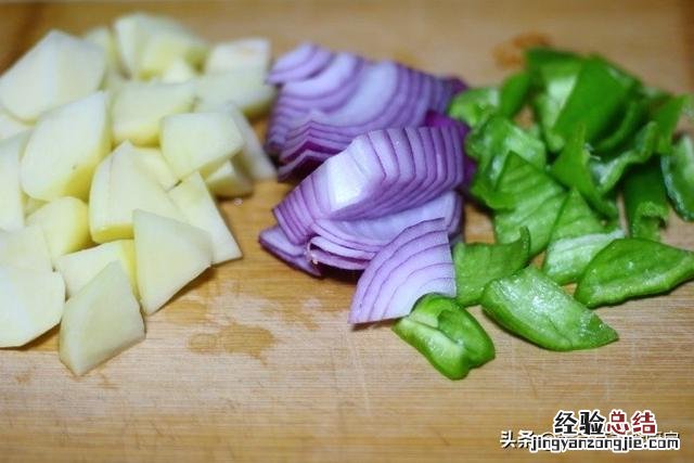 教你用最简单的调味料腌制鸡翅 鸡翅如何腌制入味
