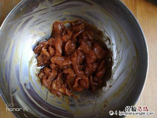 周末啦做道家常菜肉炒白萝卜 萝卜菜叶怎么做好吃