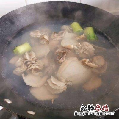 青菜炒蚌肉正宗做法 蚌怎么做好吃又嫩