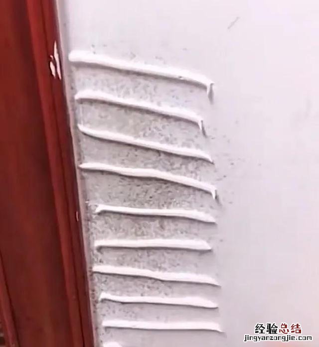 自己修补墙面的详细步骤 墙面修补方法有哪些