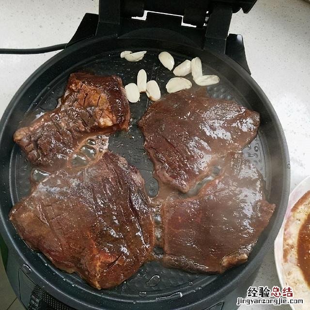 腌制牛排的正确方法和步骤 怎么腌牛排才嫩才好吃