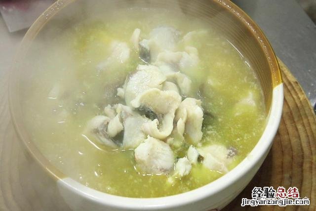 厨师长教你在家做正宗酸菜鱼 酸菜鱼汤怎么做好吃