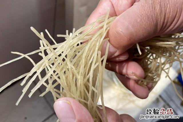 煮粉条易烂的好还是不易烂的好 粉条怎么煮好吃又简单