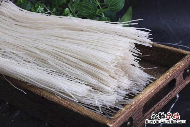 煮粉条易烂的好还是不易烂的好 粉条怎么煮好吃又简单