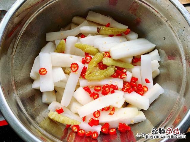 正宗酸萝卜腌制方法 如何腌制酸萝卜