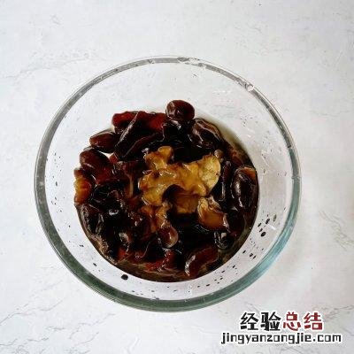 腐竹炒木耳正宗做法 腐竹和木耳一块怎么做好吃