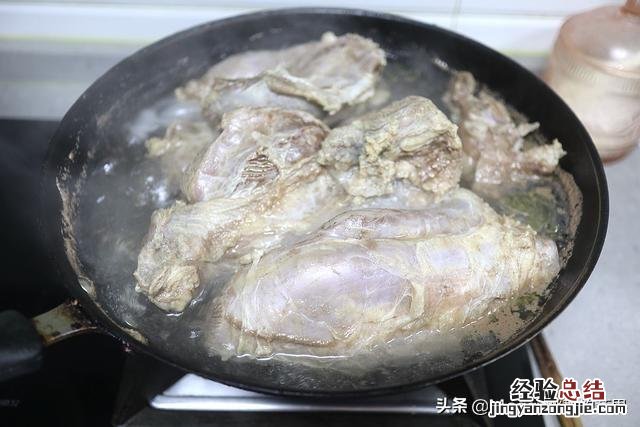 用电饭煲卤了4斤牛腱子 牛腱肉怎样做才好吃又简单