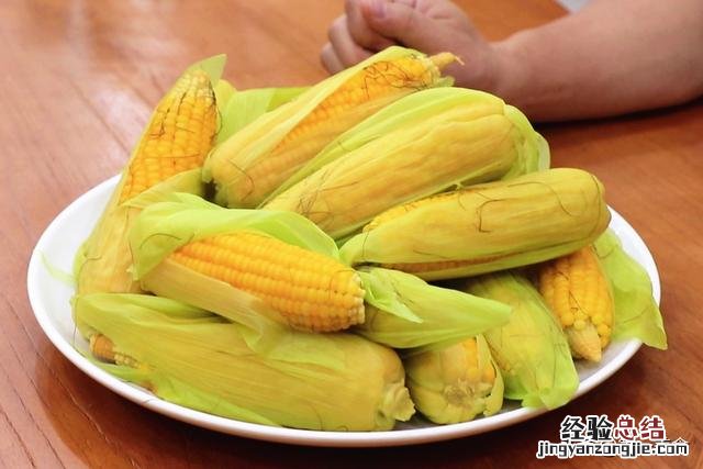 保存玉米先煮再冻还是直接冷冻 玉米冷冻储存的方法