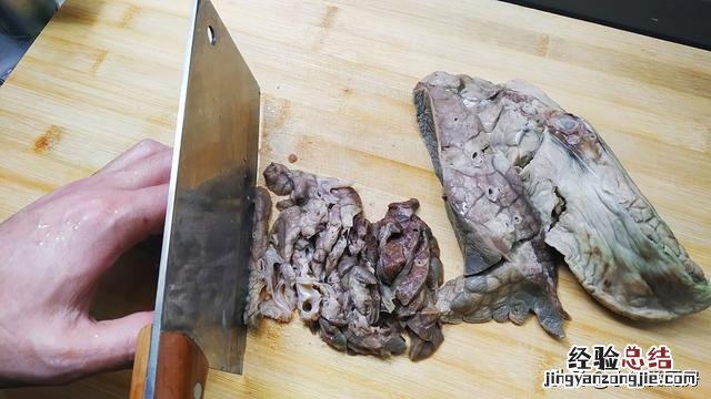 萝卜猪肺汤最正宗的做法 猪的心肺怎么做才好吃