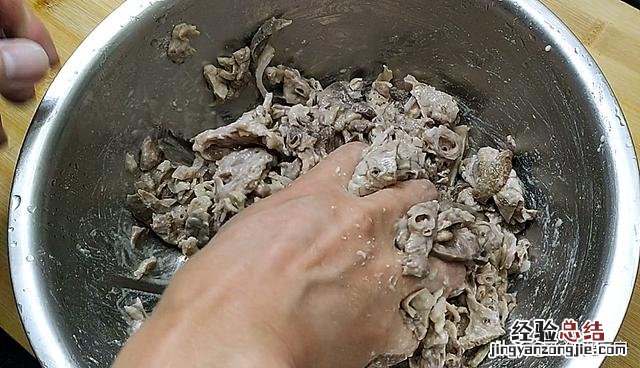 萝卜猪肺汤最正宗的做法 猪的心肺怎么做才好吃