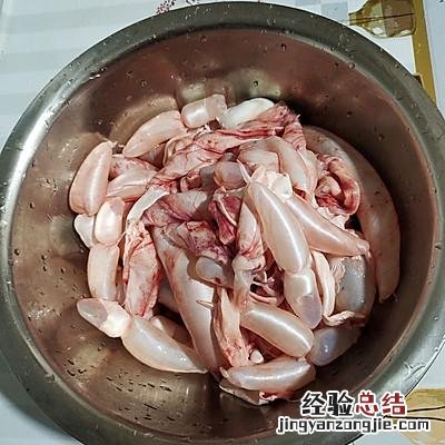 水煮鱼泡的正宗做法 鱼泡怎么做才好吃又简单