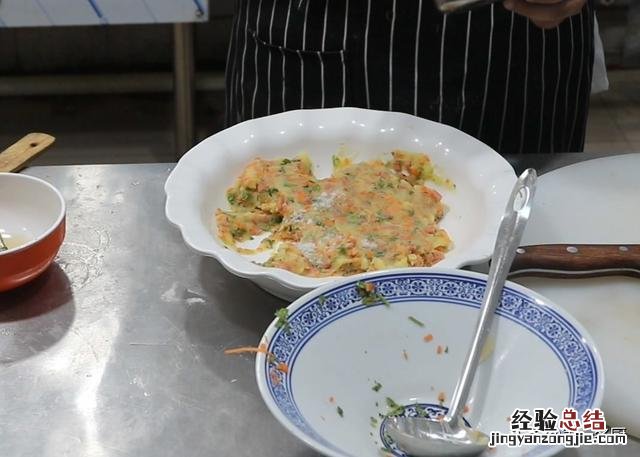 这才是土豆饼最好吃的做法 土豆饼怎样做才能酥脆