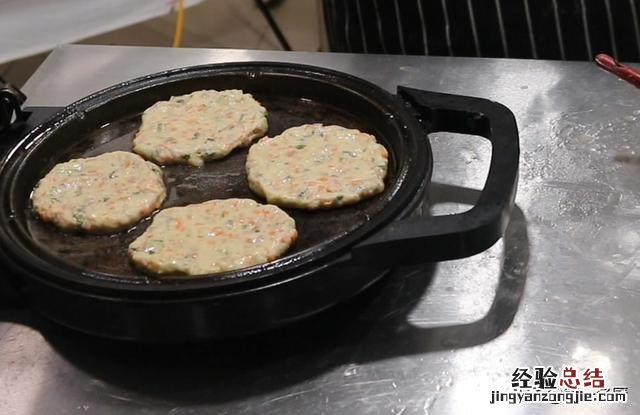 这才是土豆饼最好吃的做法 土豆饼怎样做才能酥脆