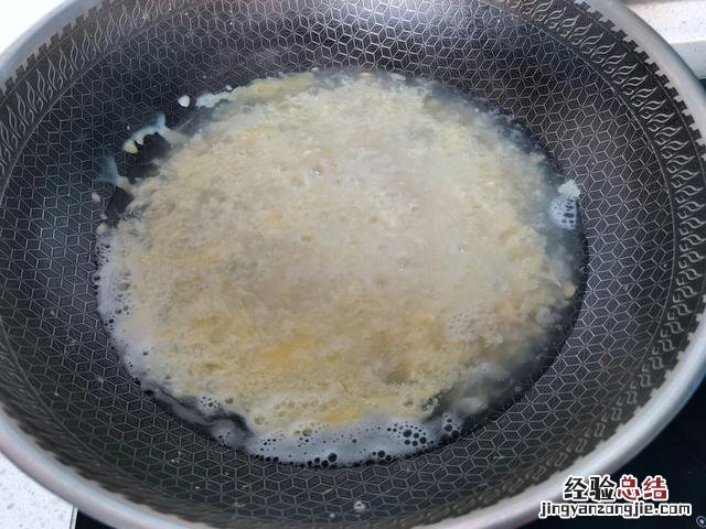 鸡蛋玉米羹的做法详细步骤 玉米羹甜汤怎么做的