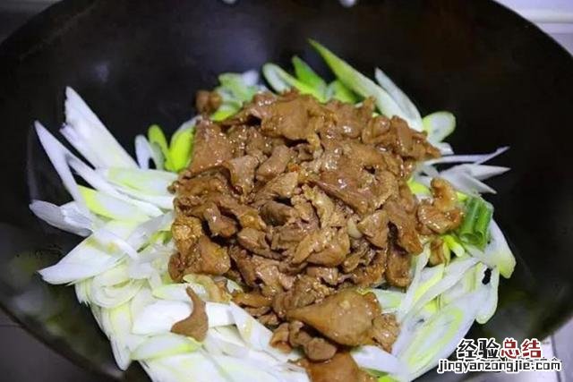 炒羊肉最简单的方法 怎么炒羊肉才嫩才好吃又简单
