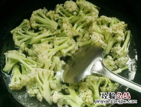 菜花最简单的做法凉拌菜 凉拌菜花怎么做好吃