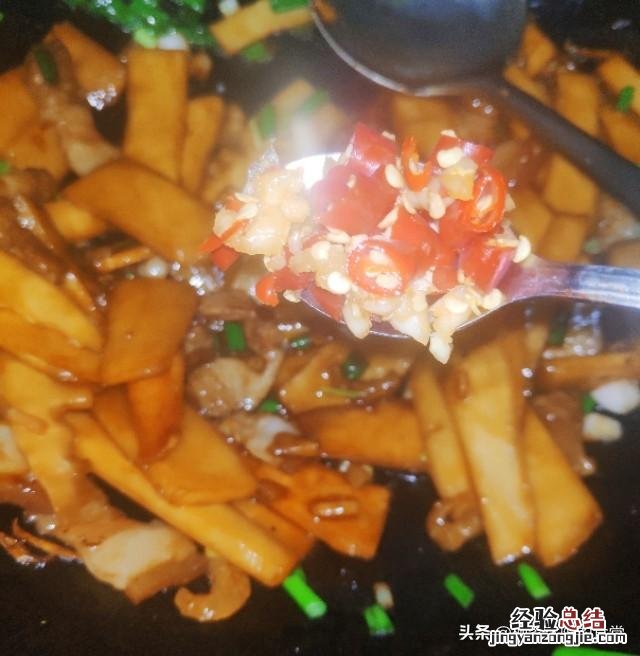 肉炒酸笋的家常做法 酸笋怎么做好吃