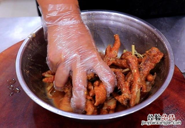 虎皮鸡爪最简单做法与步骤 虎皮鸡爪怎么做的好吃