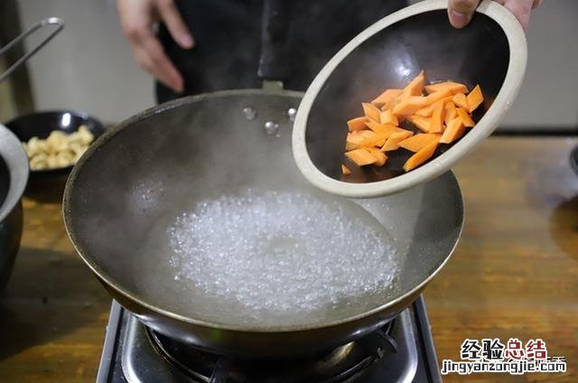 正宗腰果炒虾仁的做法 腰果虾仁咋做法