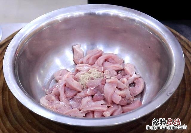 河南厨师长教你做地道酸汤小酥肉 酥肉汤怎么做又滑又嫩