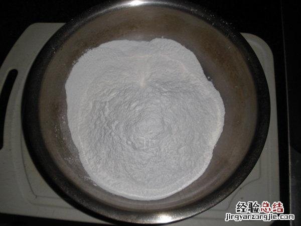 用大米面做糕点的方法 黄米面粘糕怎么做