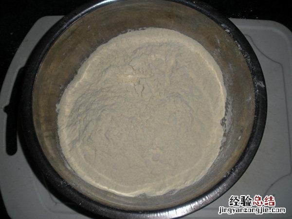 用大米面做糕点的方法 黄米面粘糕怎么做