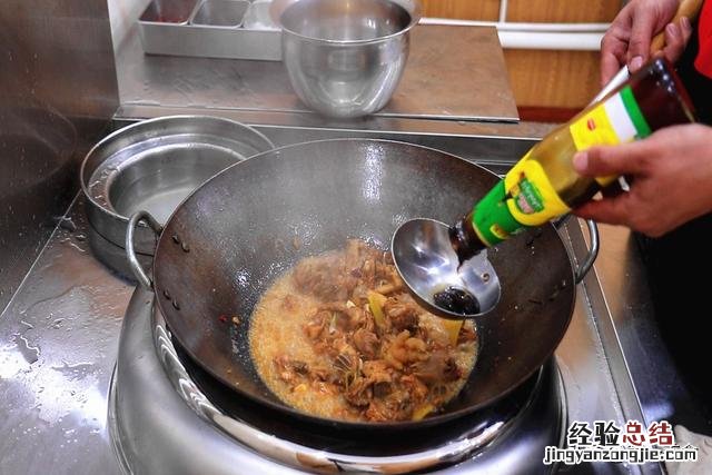 鸡肉鲜嫩入味不发柴 鸡肉怎么炒好吃又嫩