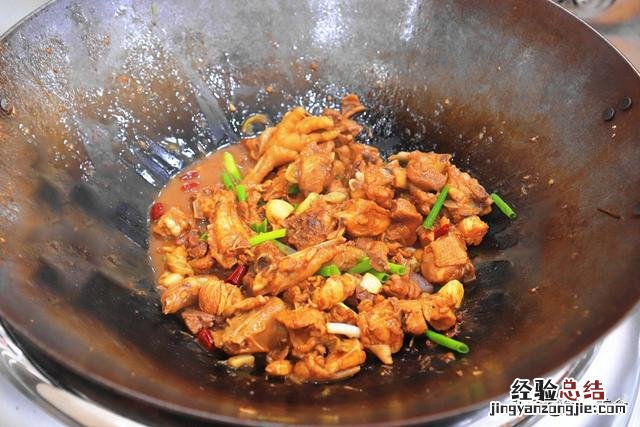 鸡肉鲜嫩入味不发柴 鸡肉怎么炒好吃又嫩