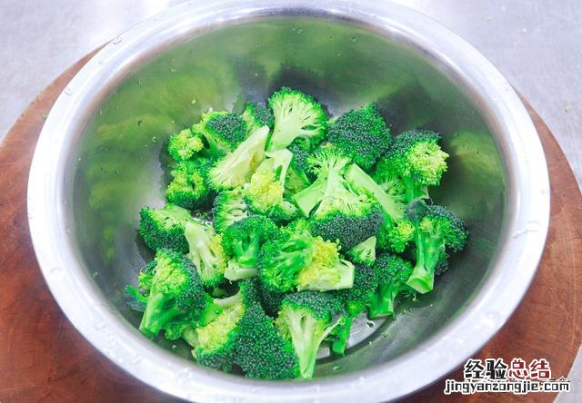 厨师长教你一个家常版做法 麻辣烫怎么做好吃还简单