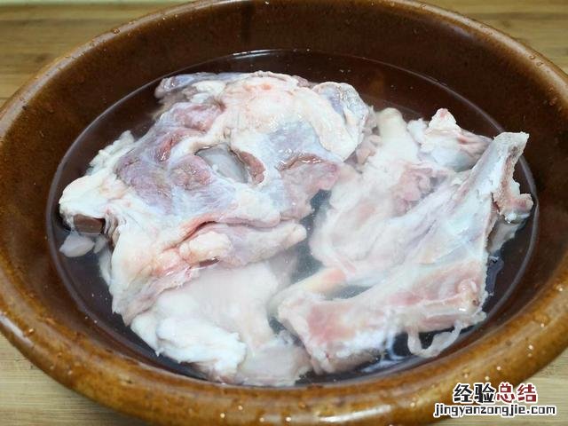 羊肉汤这样煲就是好喝 怎么做羊汤好喝