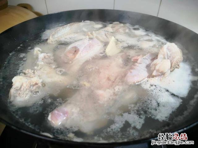 羊肉汤这样煲就是好喝 怎么做羊汤好喝