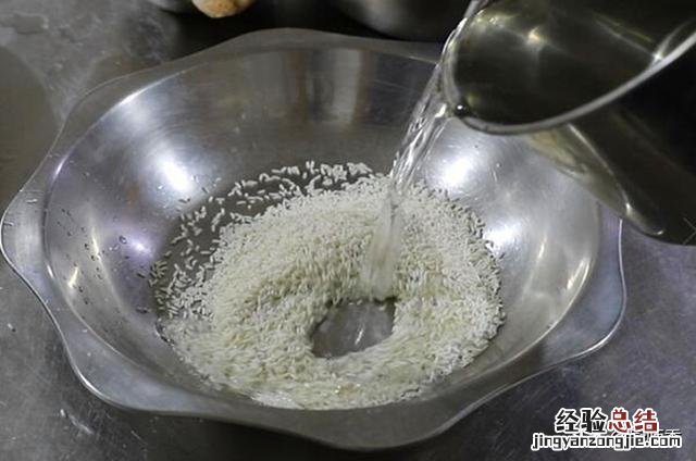 莲藕最简单的做法怎么做好吃 莲藕怎么做才好吃