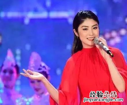 真正从豪门出来的明星陈慧琳 陈慧琳的家世怎么样