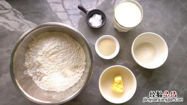 更简单的面包制作方法在这里 面包制作方法