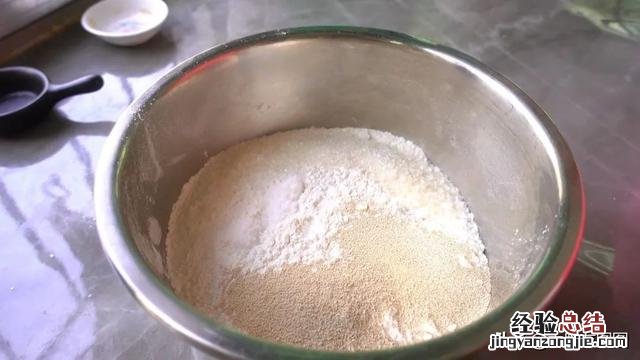 更简单的面包制作方法在这里 面包制作方法
