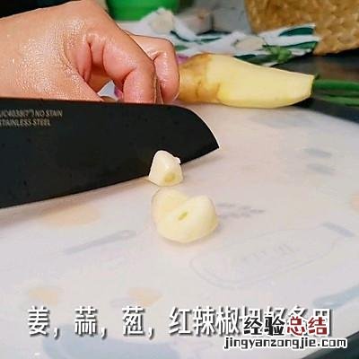 鲍鱼黄焖鸡的正宗做法 鲍鱼鸡煲的做法大全