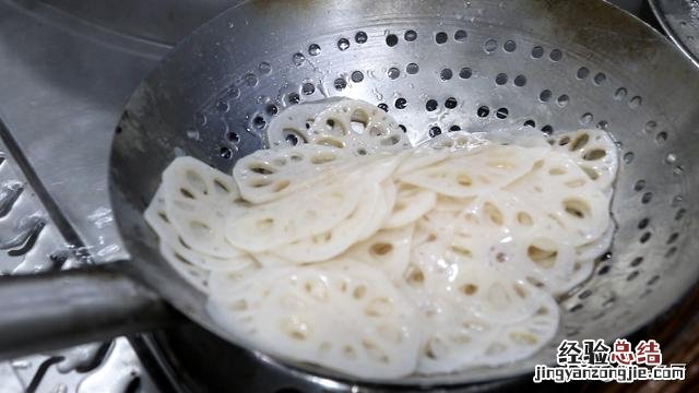 凉拌藕片怎样能做出饭店味道 凉拌藕片怎样做脆甜爽口