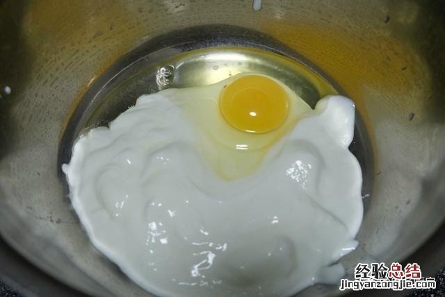 做面包时的最佳揉面方法 怎么做面包简单做法
