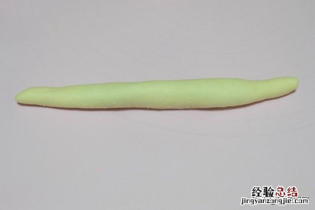 做面包时的最佳揉面方法 怎么做面包简单做法