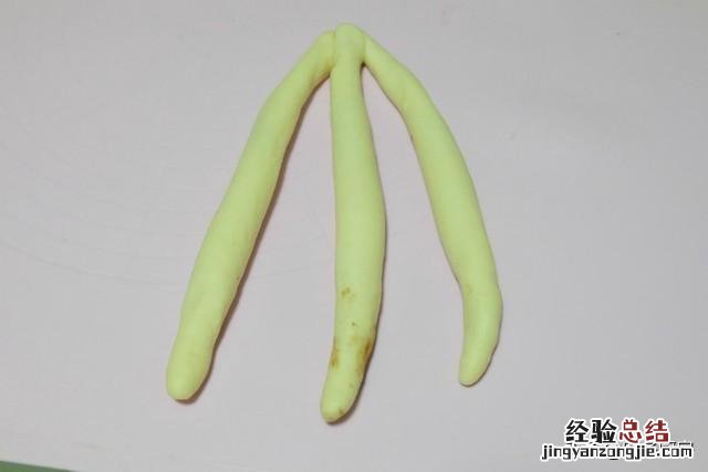 做面包时的最佳揉面方法 怎么做面包简单做法