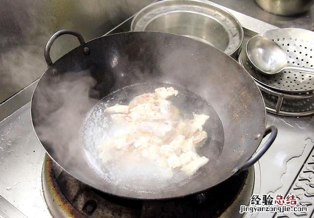 红烧羊肉的正确方法和步骤 羊肉怎么烧没有膻味